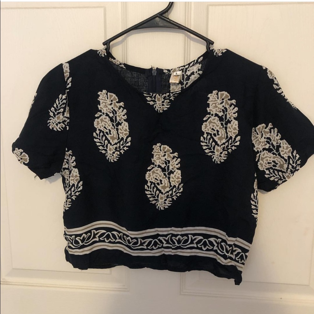 Crop top